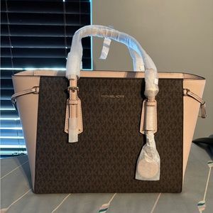 Michael Kors Tote